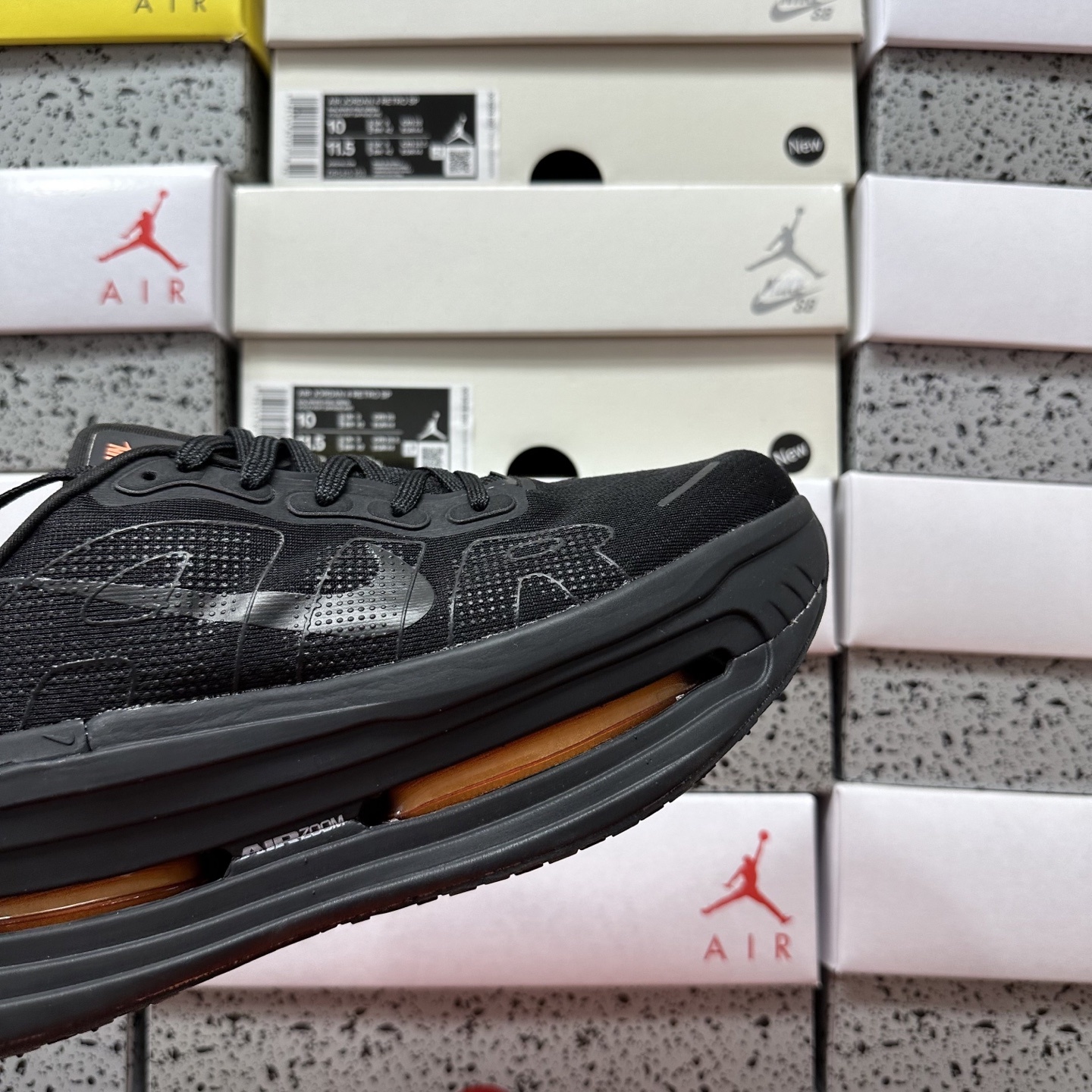 Nike VOMERO PREMIUM HQ2050-622 4