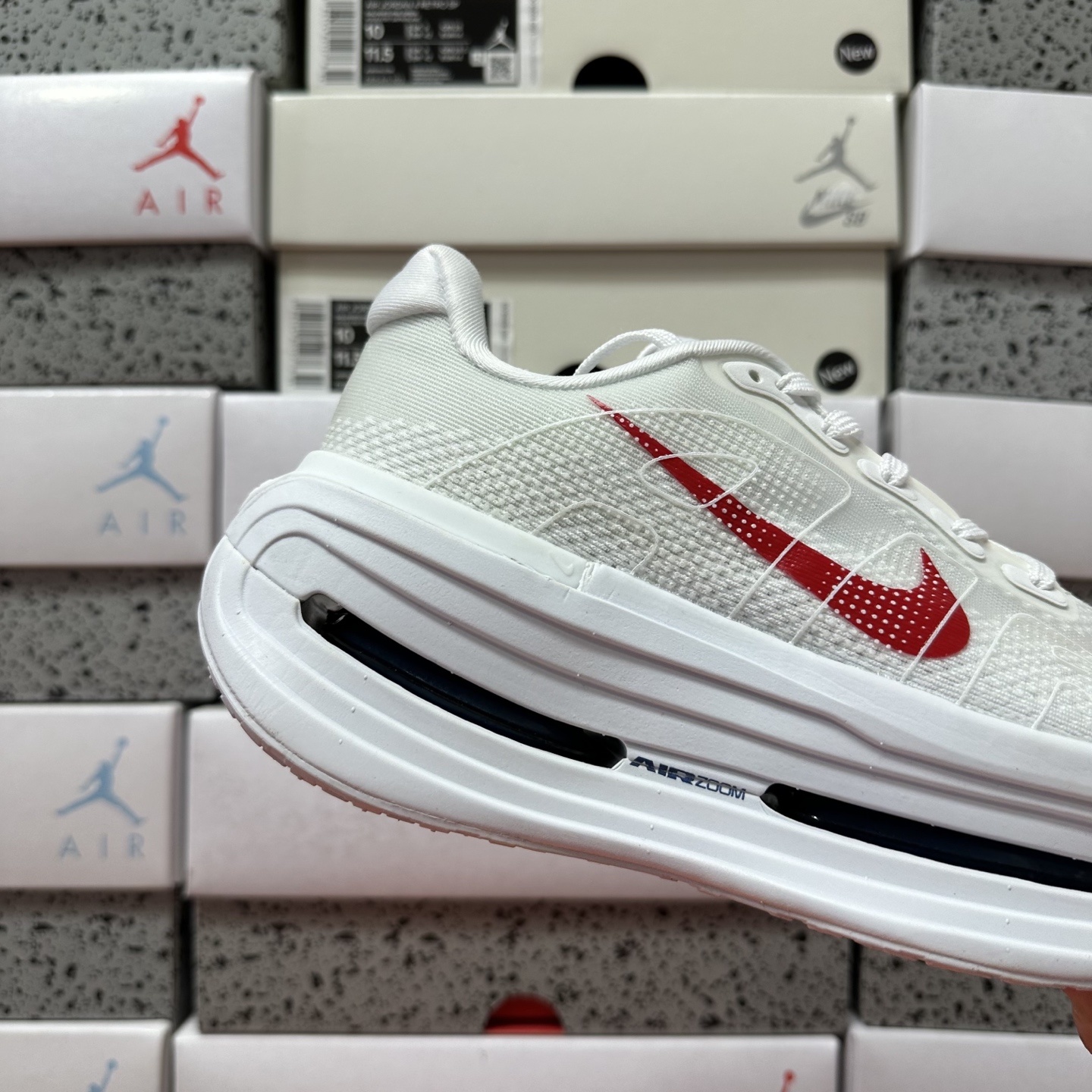 Nike VOMERO PREMIUM HQ2050-718 4