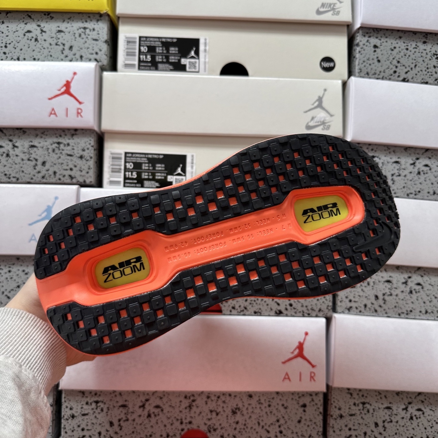 Nike VOMERO PREMIUM HQ2050-442 4