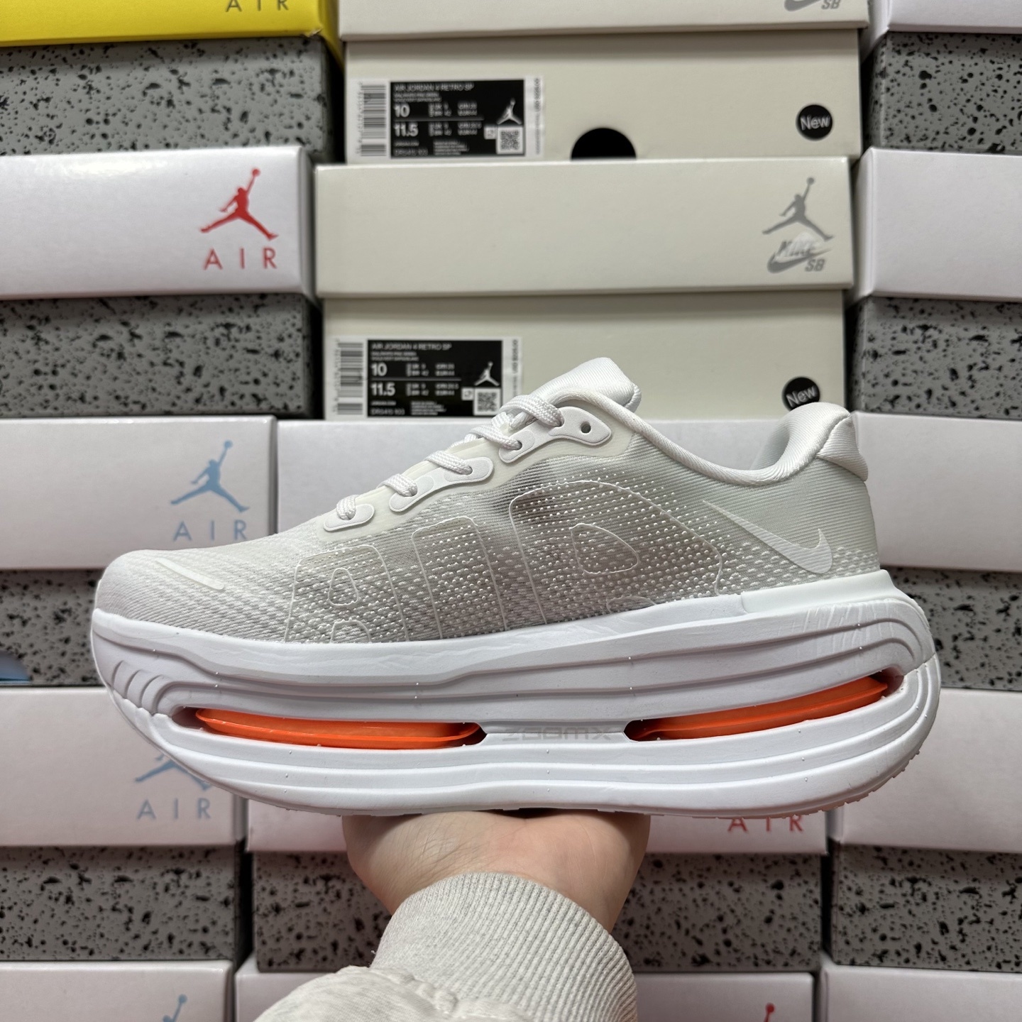 Nike VOMERO PREMIUM HQ2050-533 4