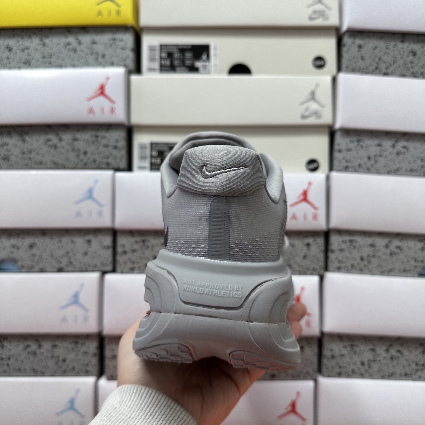 Nike VOMERO PREMIUM HQ2050-755 4