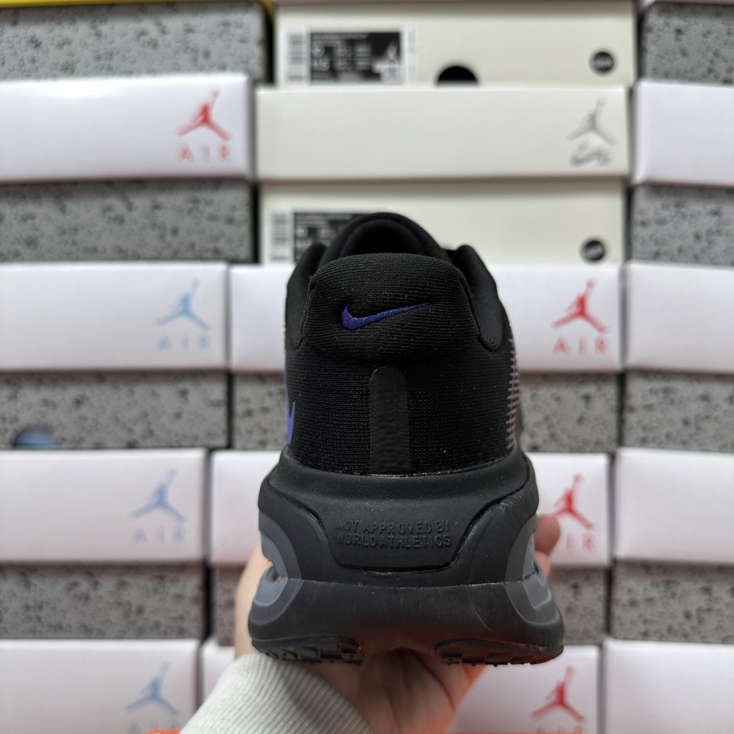 Nike VOMERO PREMIUM HQ2050-510 4