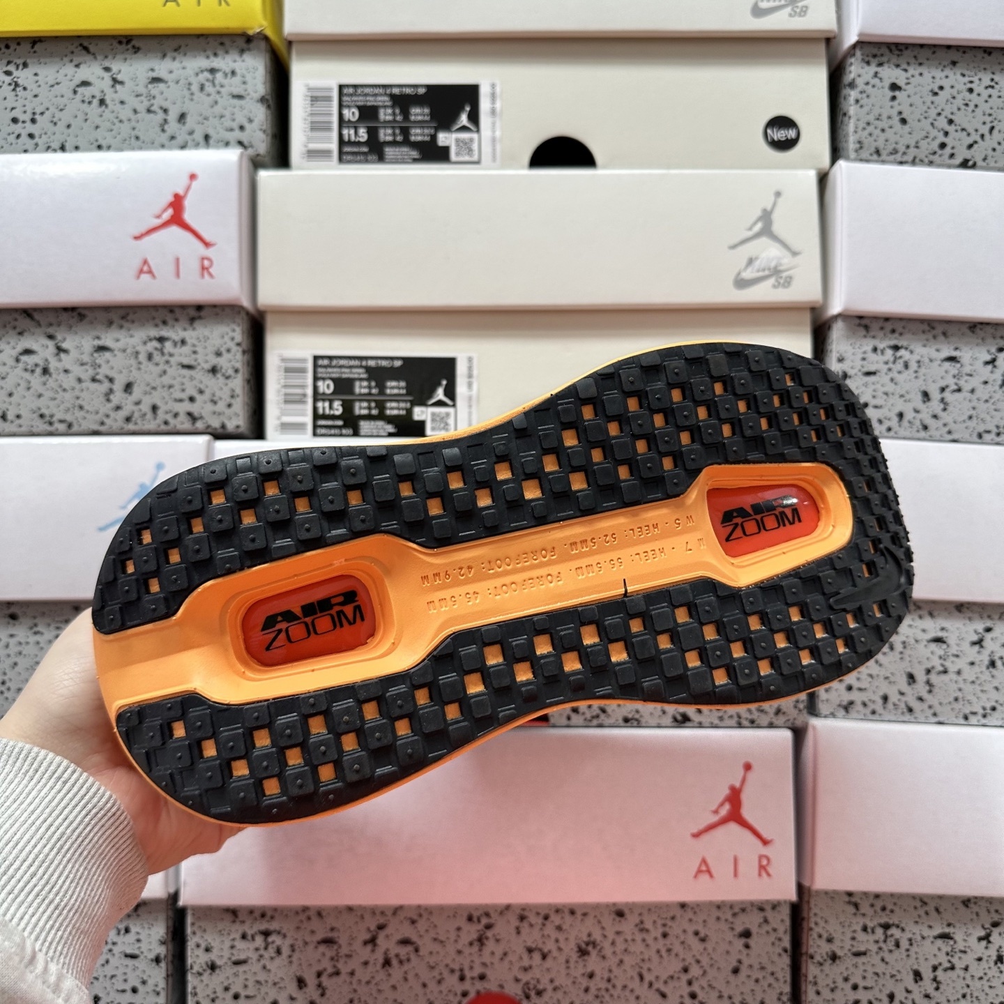 Nike VOMERO PREMIUM HQ2050-769 2