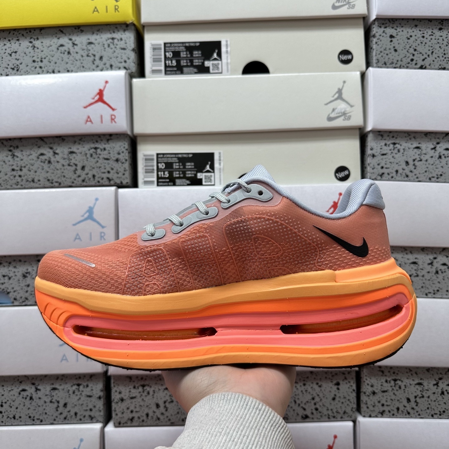Nike VOMERO PREMIUM HQ2050-769 4