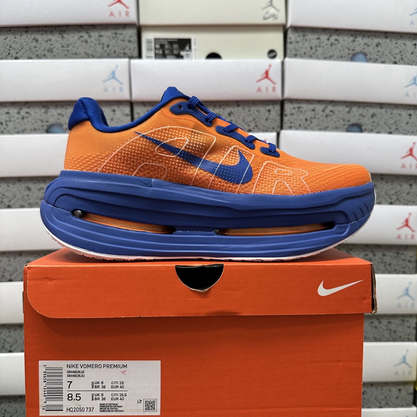 Nike VOMERO PREMIUM HQ2050-737