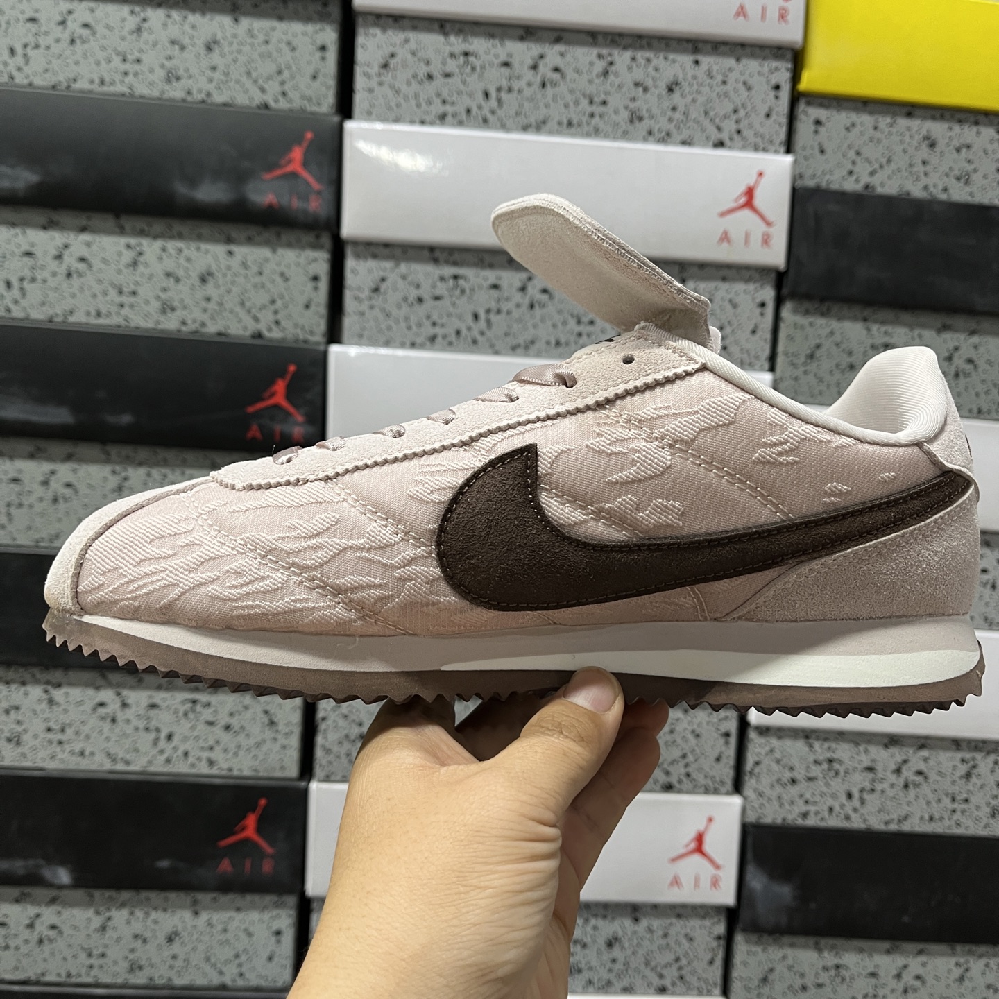 Nike CORTEZ IQ3624-667 2