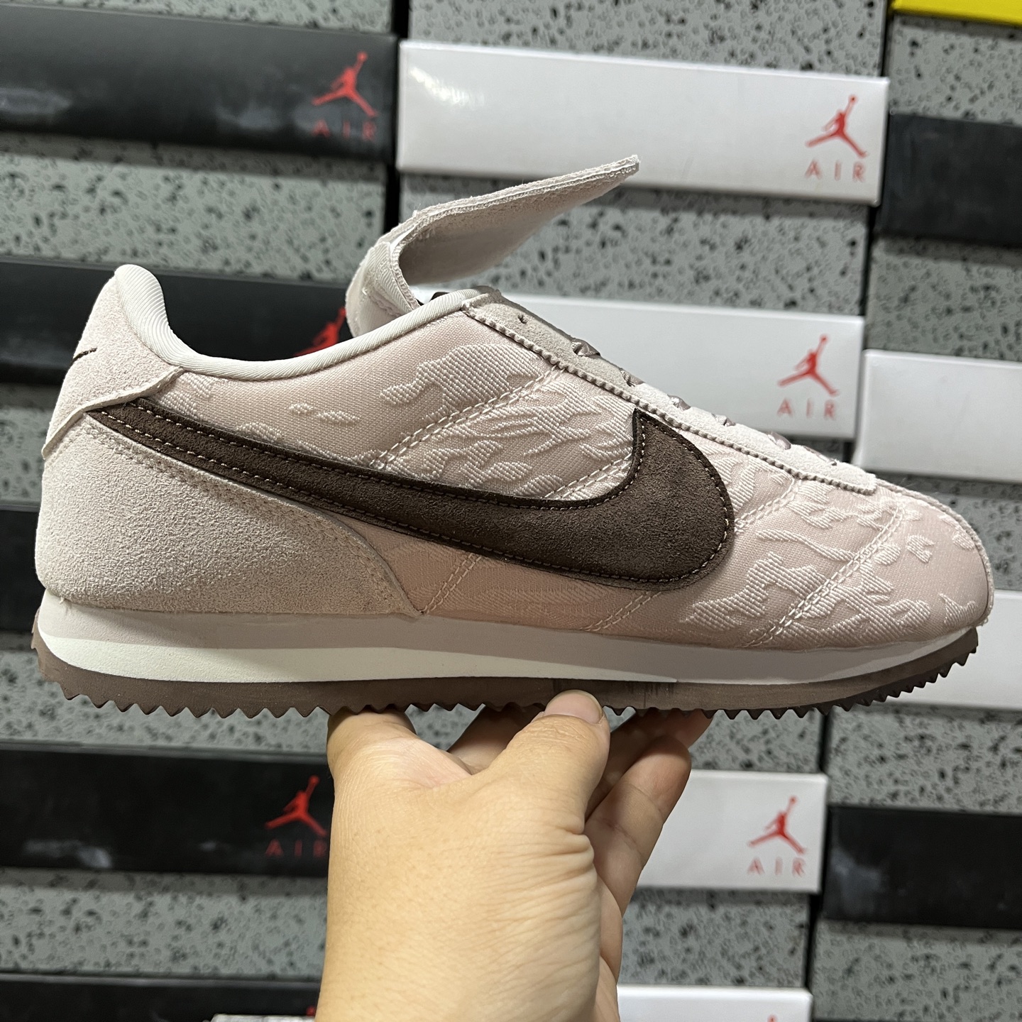 Nike CORTEZ IQ3624-667 3