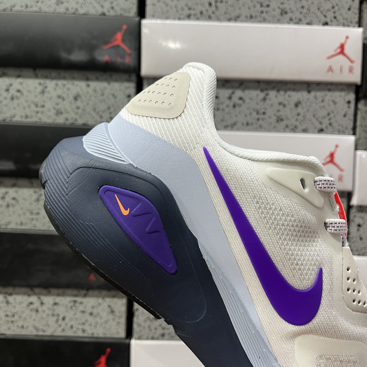 Nike STRUCTURE 26 HJ1101-102 4