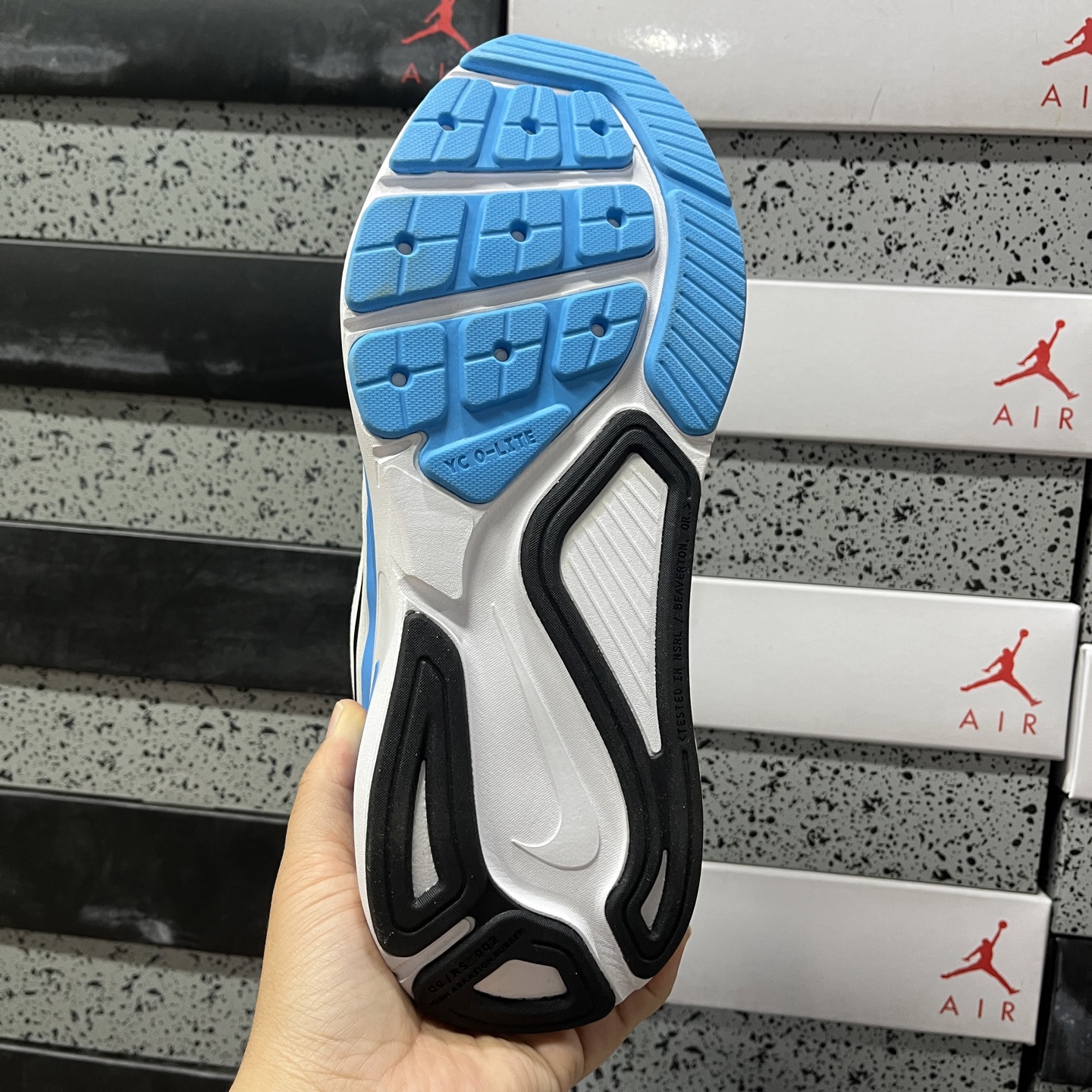Nike STRUCTURE 26 HJ1102-17 3