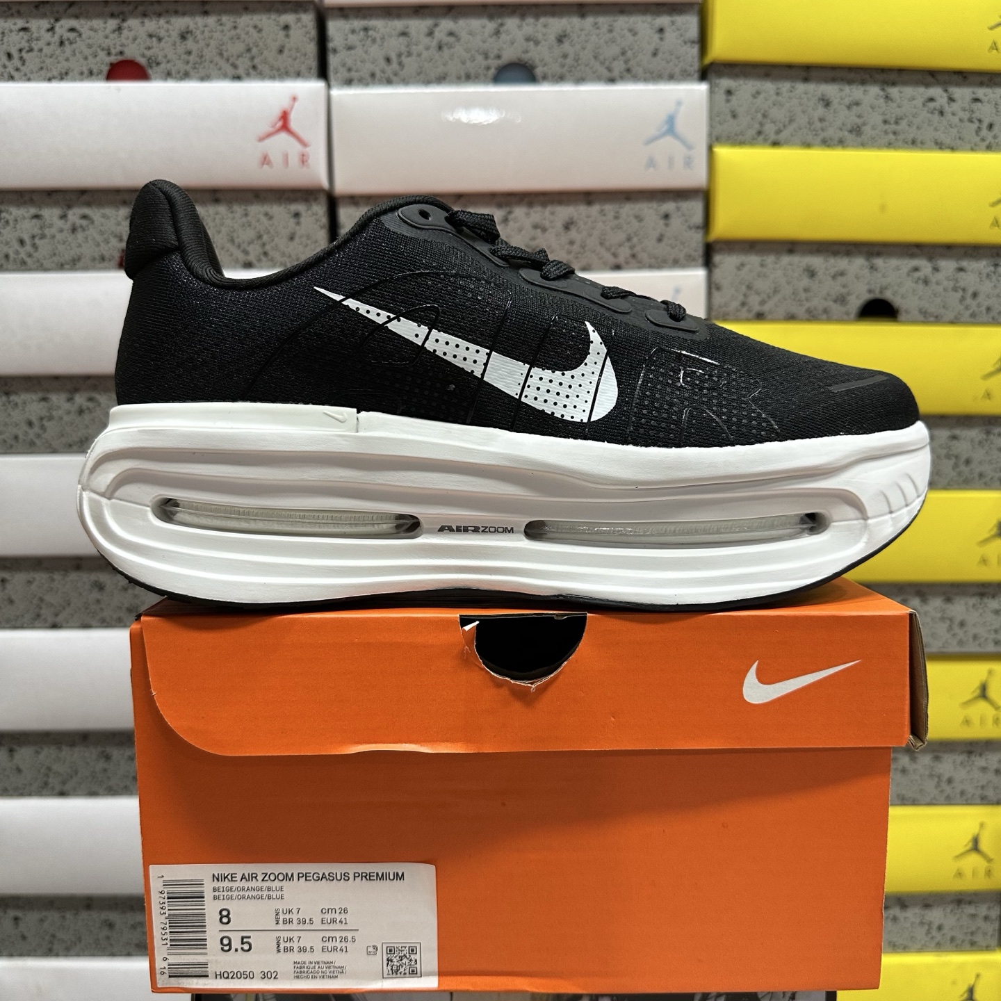 Nike Vomero Premium HQ2050-302