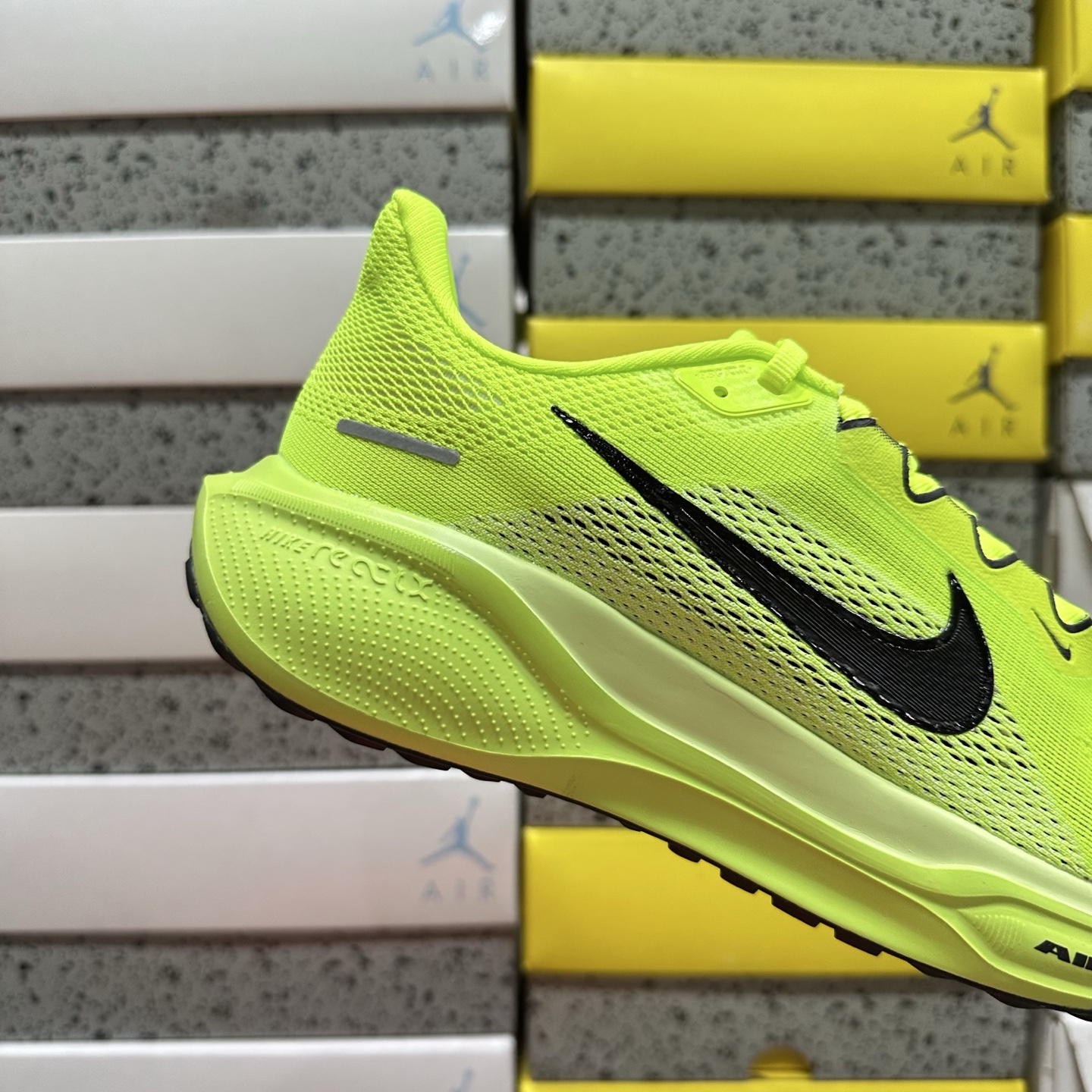 Nike AIR ZOOM PEGASUS 41 FD2722-701 manufacturer view 4