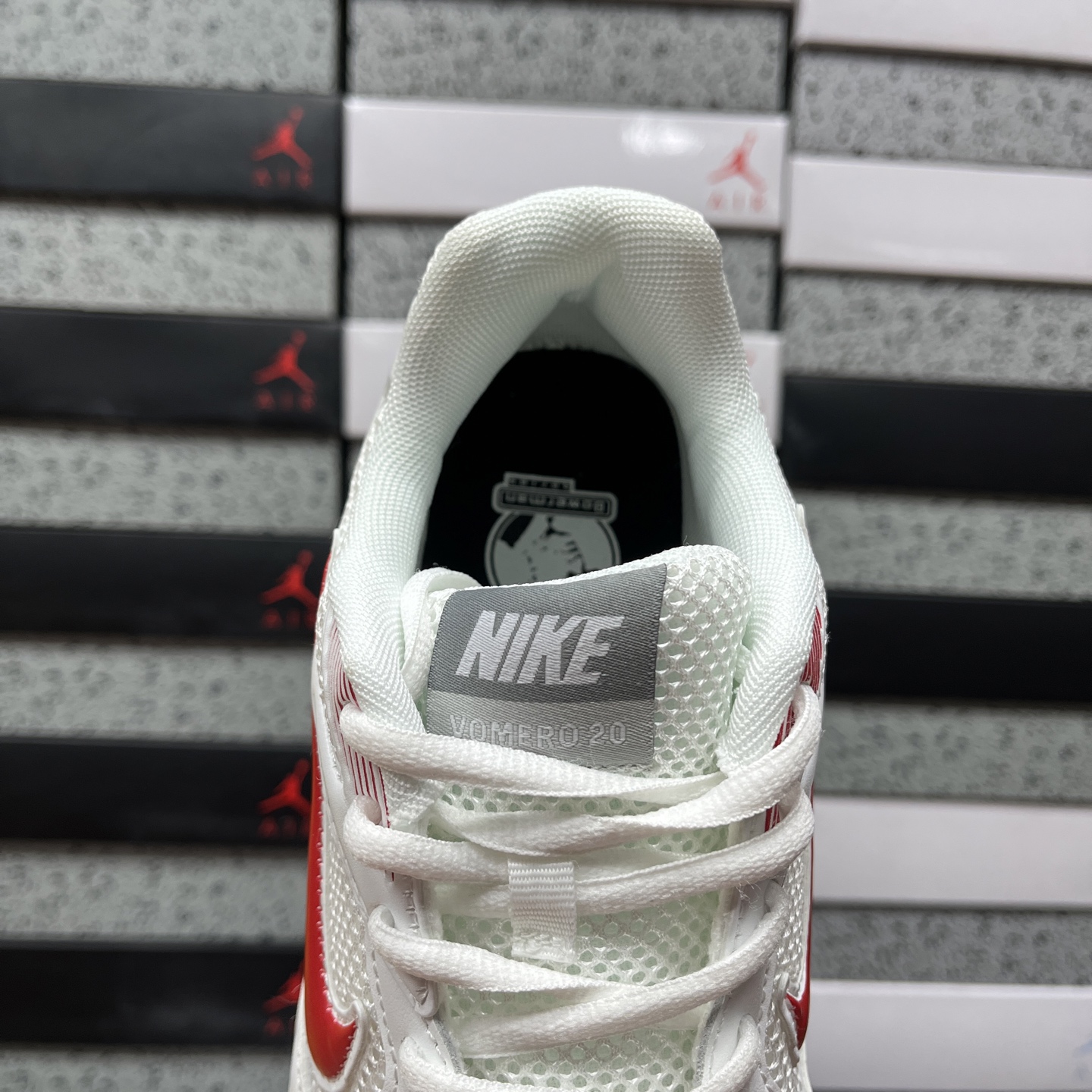 Nike NIKE VOMERO HF5982-001 3