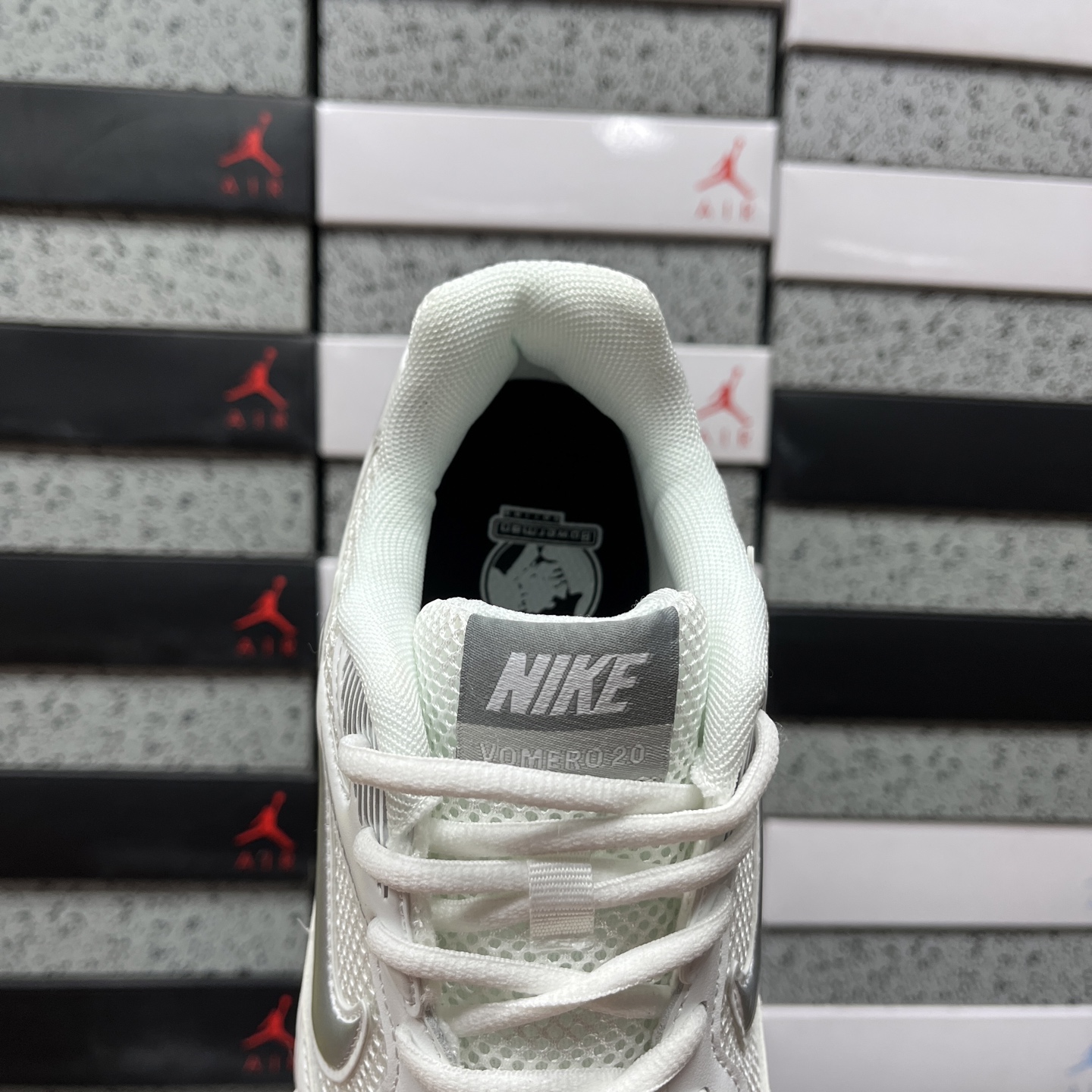 Nike NIKE VOMERO HF0735-006 3