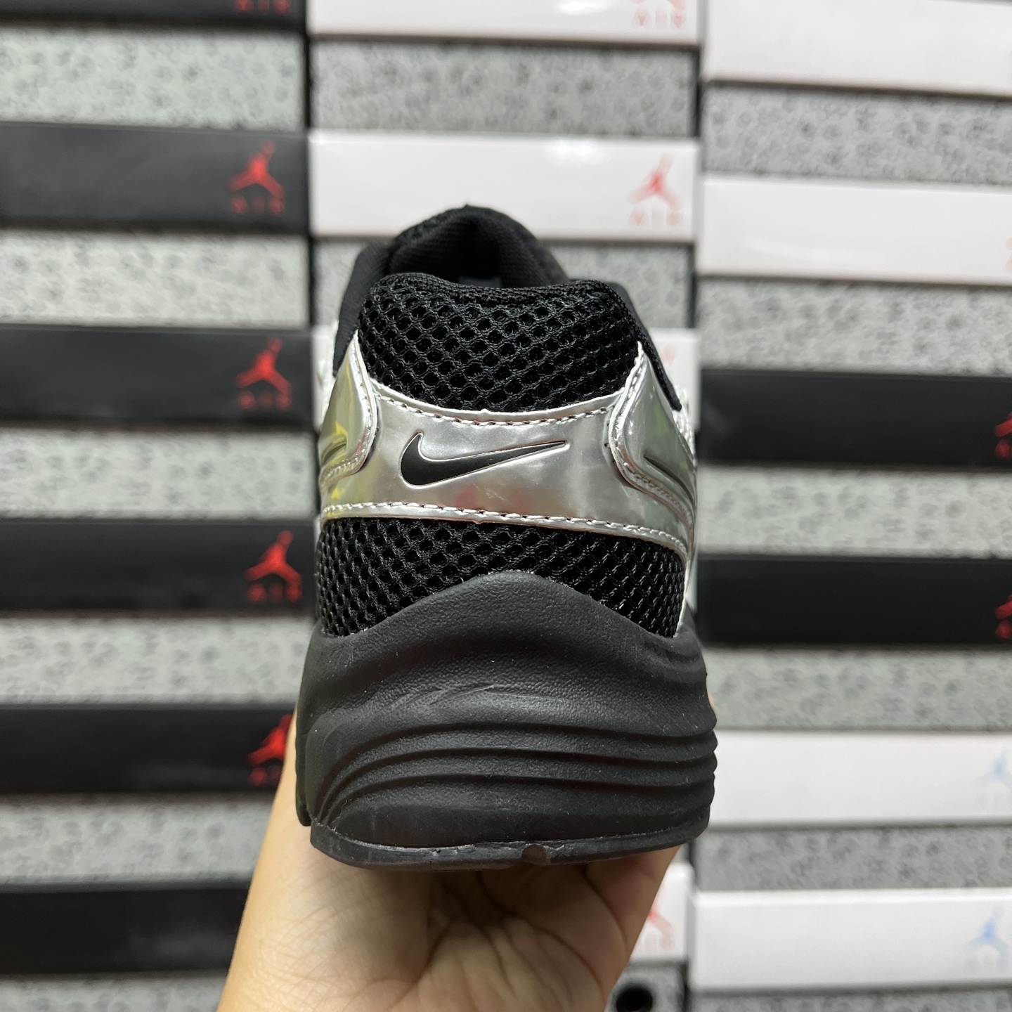Nike NIKE VOMERO HM0829-111 2