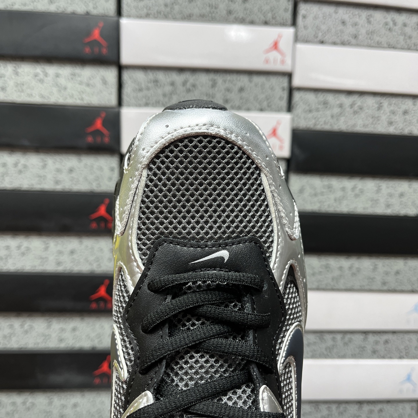 Nike NIKE VOMERO HF7069-100 4