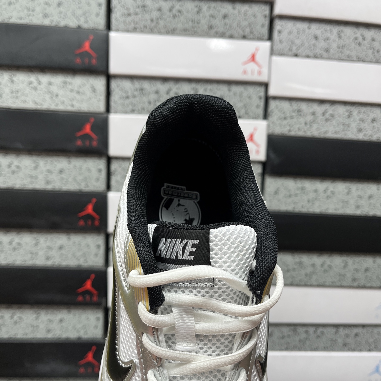 Nike NIKE VOMERO HB8129-123 3