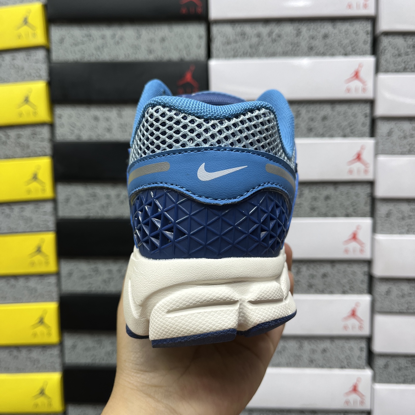 Nike VOMERO 5 FB9149-400 2