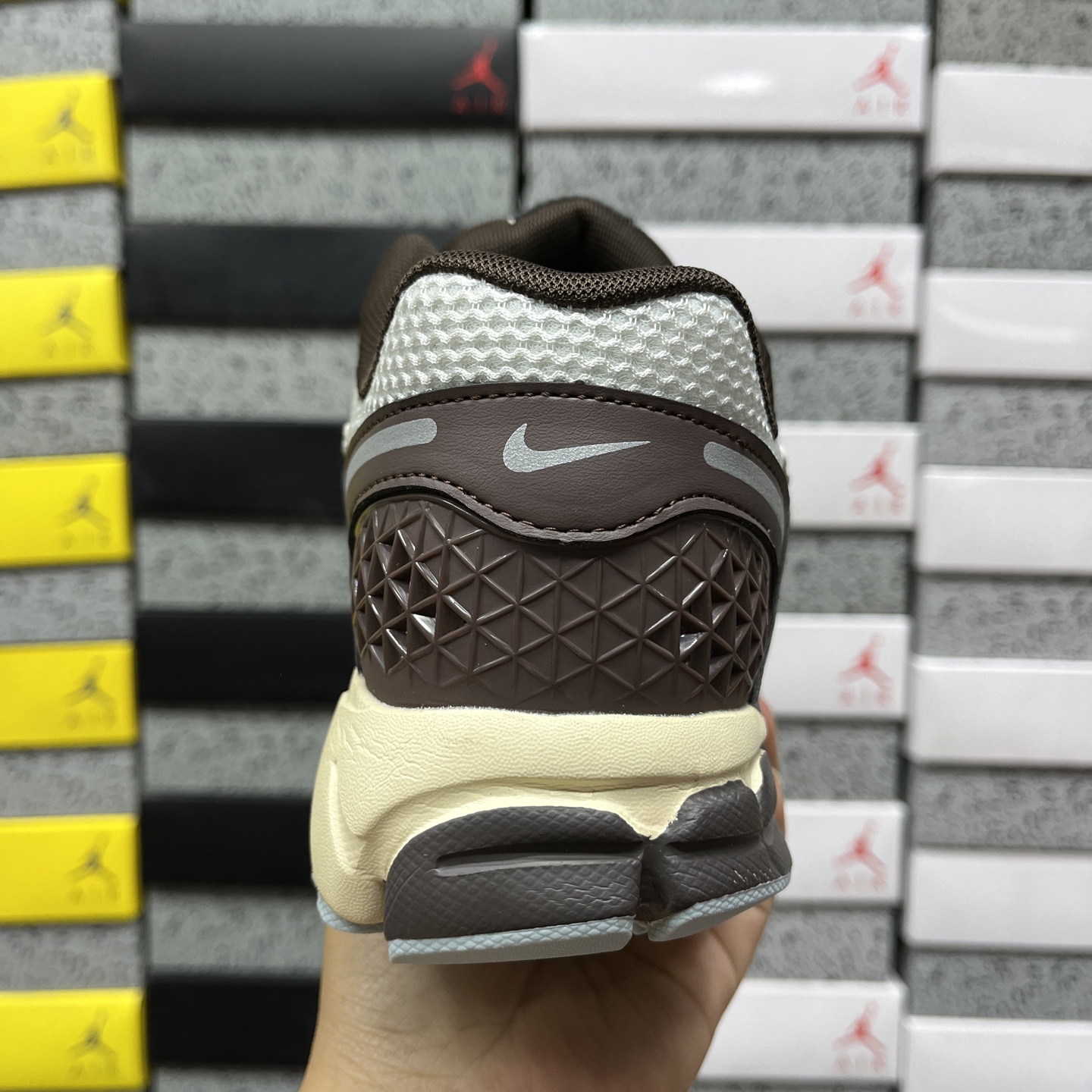 Nike VOMERO 5 FD9920-002 2