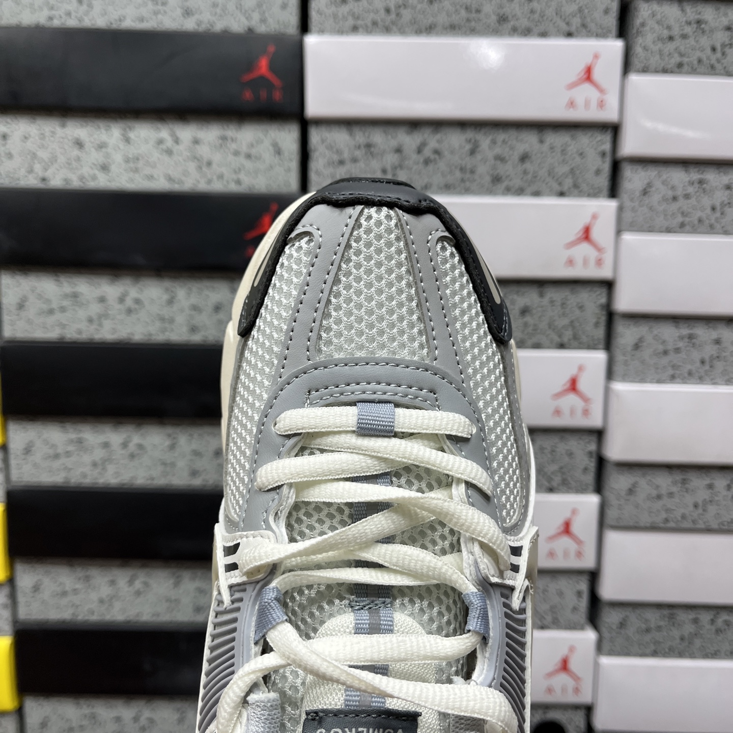 Nike VOMERO 5 FD9919-001 manufacturer view 4