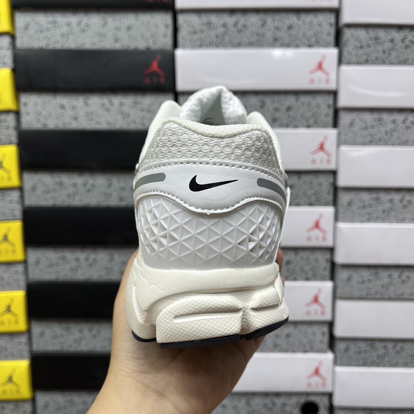 Nike VOMERO 5 FD0884-025 manufacturer view 2