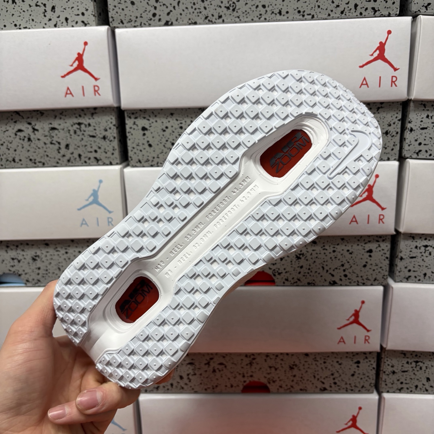 Nike EVOMERO PREMIUM HQ2050-103 manufacturer view 2