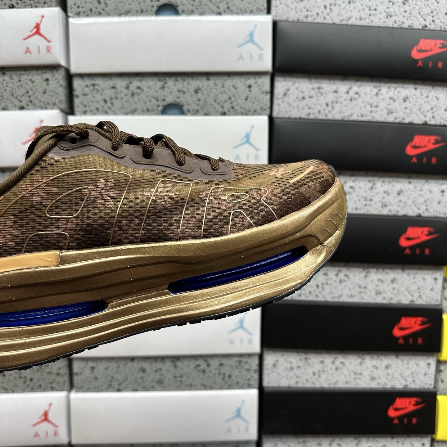 Nike EVOMERO PREMIUM IQ0028-200 4