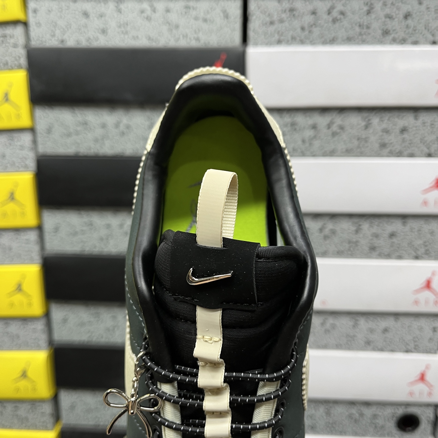 Nike CORTEZ II5708-002 3