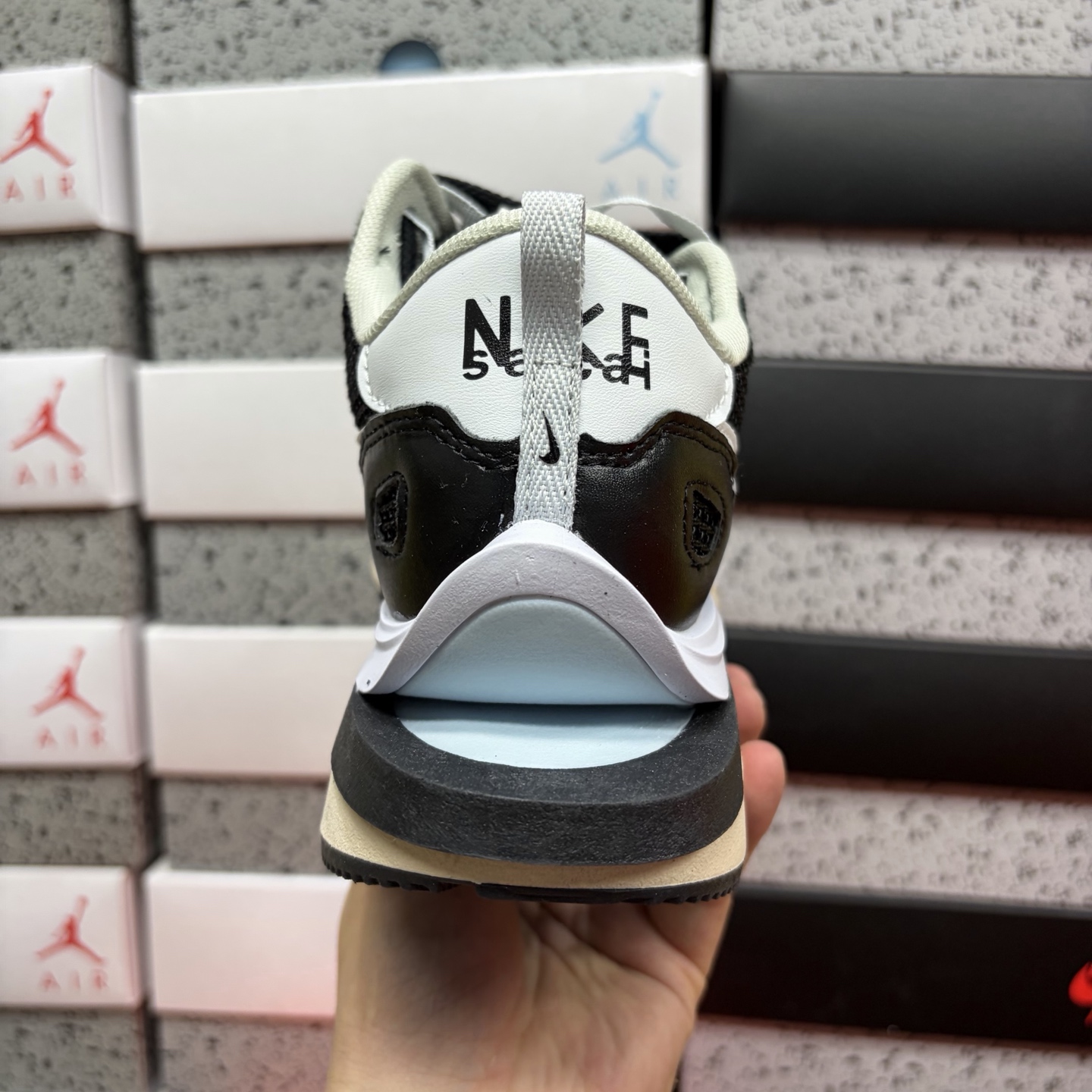 Nike VAPORWAFFLE/SACAI DD1363-001 2