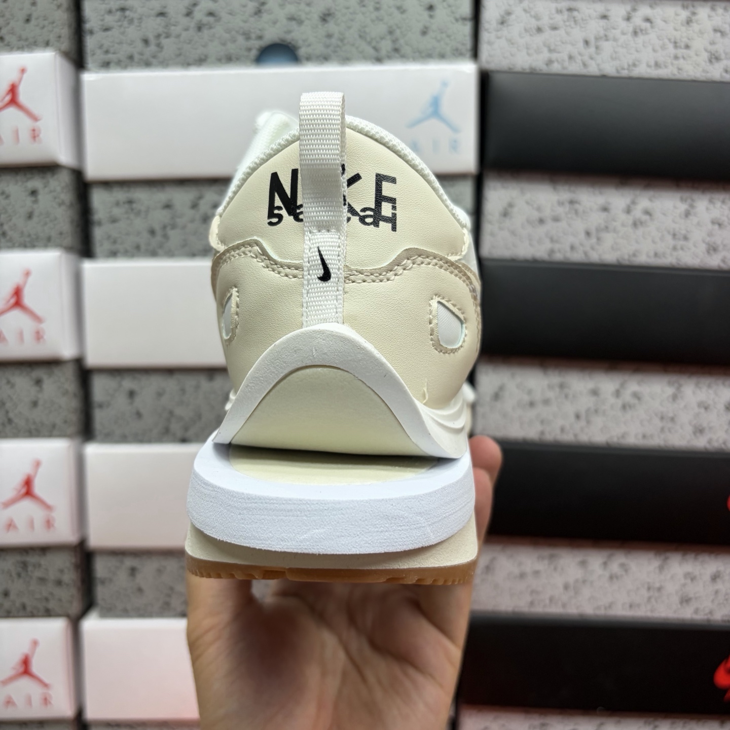 Nike VAPORWAFFLE/SACAI DD1875-100 2