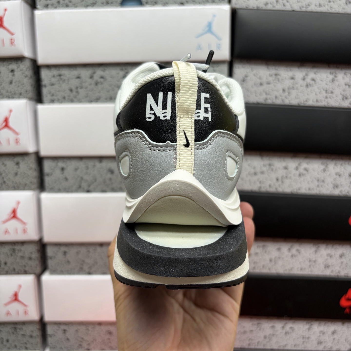 Nike VAPORWAFFLE/SACAI DD1875-101 2