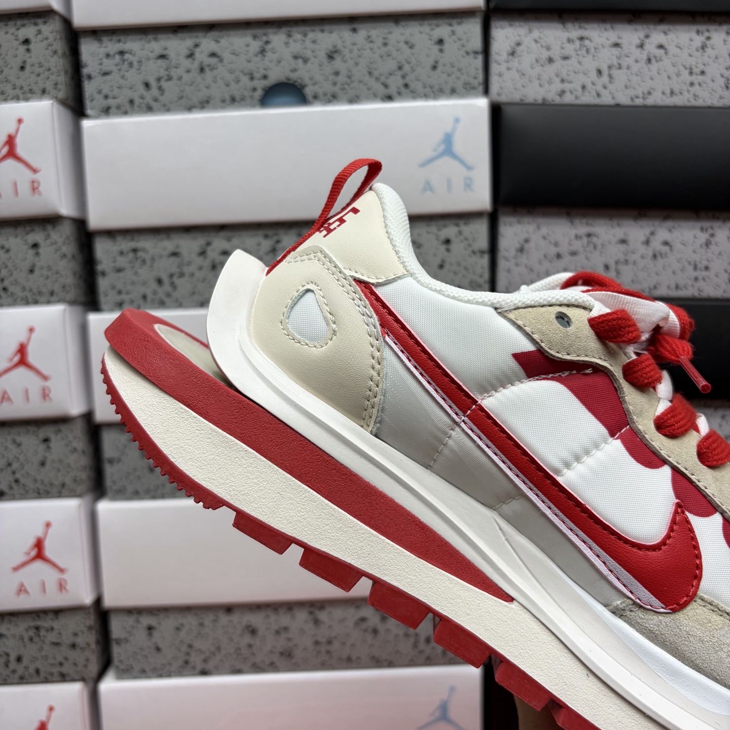 Nike VAPORWAFFLE/SACAI DD1875-110 4