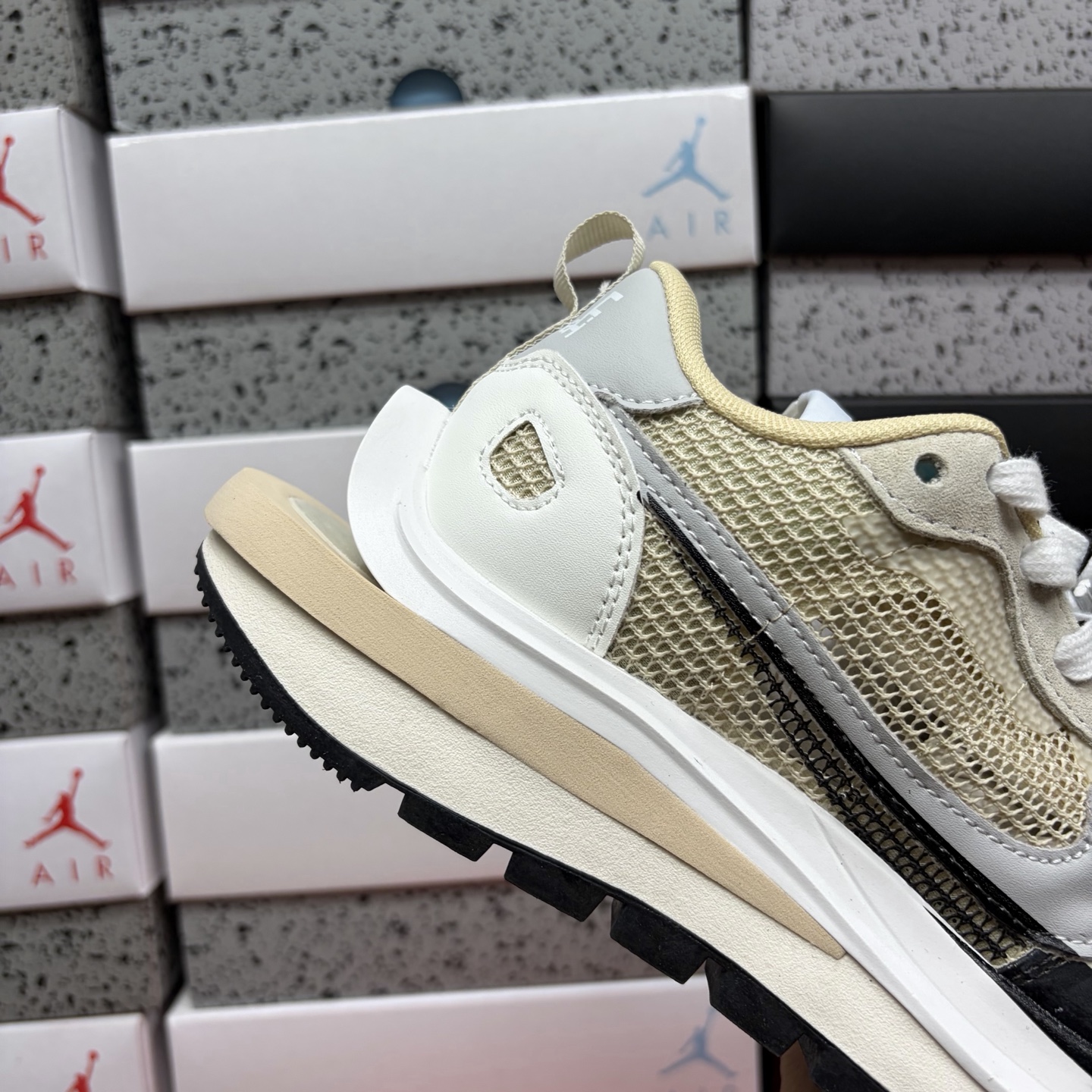 Nike VAPORWAFFLE/SACAI CV1363-101 4
