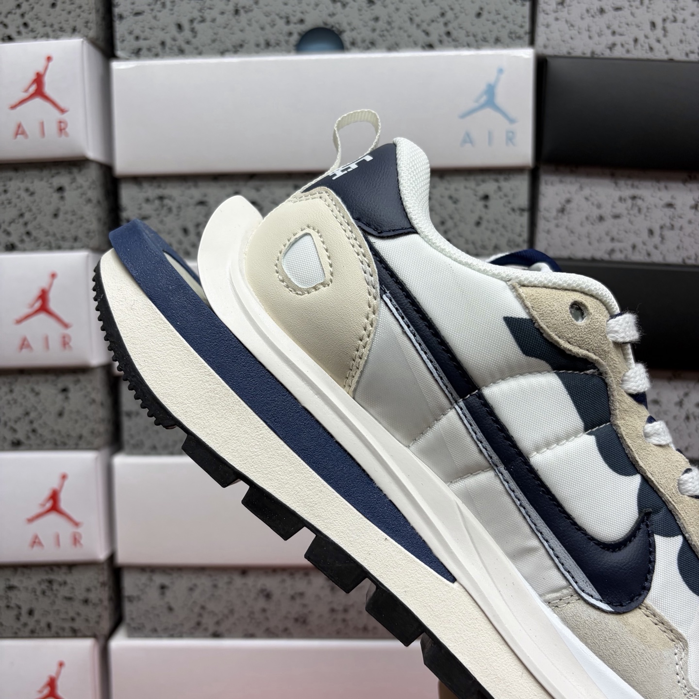 Nike VAPORWAFFLE/SACAI DD1875-109 4