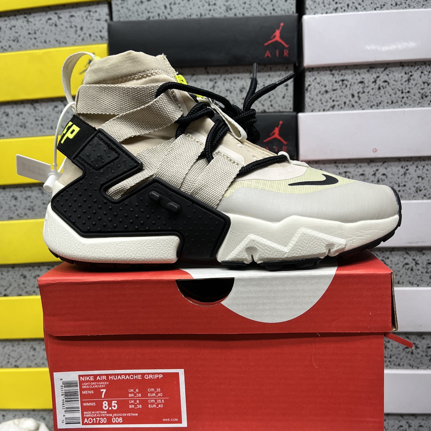Nike AIR HUARACHE GRIPP AO1730-006