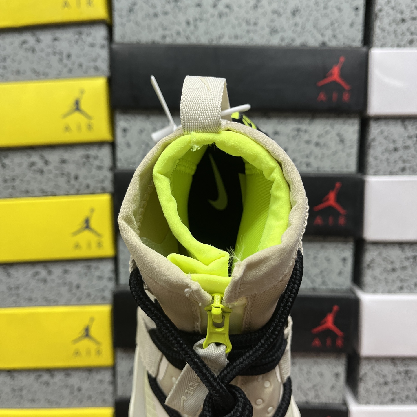 Nike AIR HUARACHE GRIPP AO1730-006 3