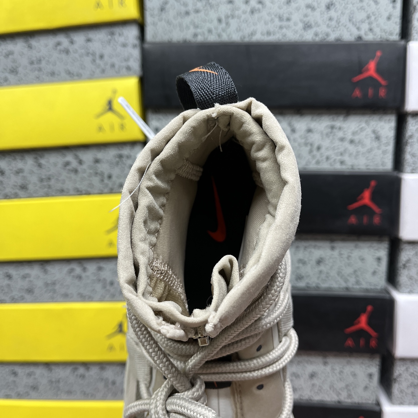 Nike AIR HUARACHE GRIPP AQ2802-002 3