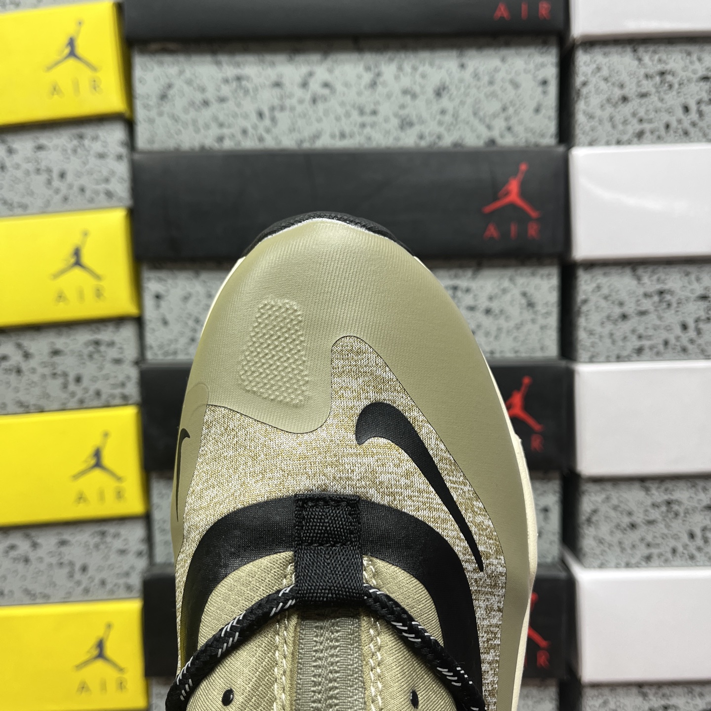 Nike AIR HUARACHE GRIPP AT1730-200 4