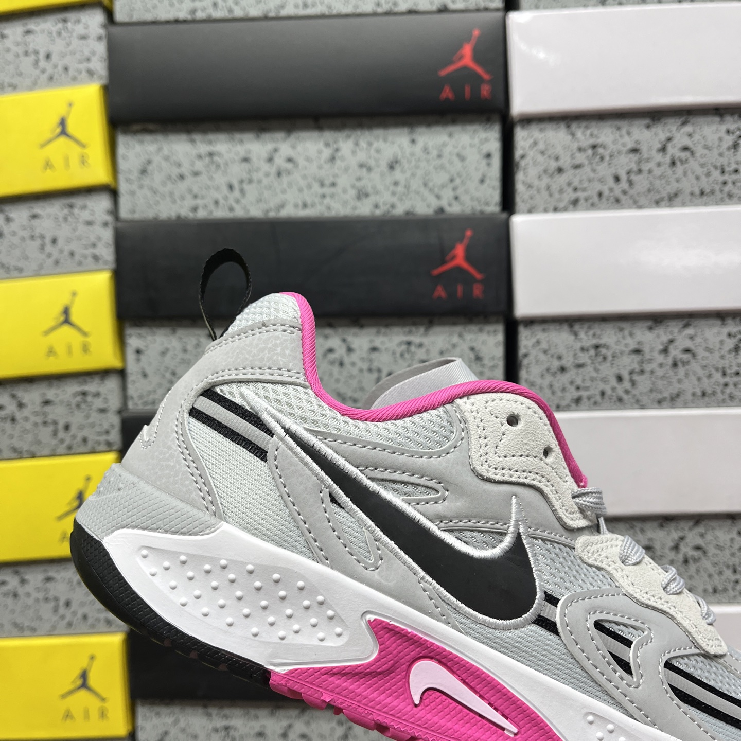 Nike JAM FN0314-600 4
