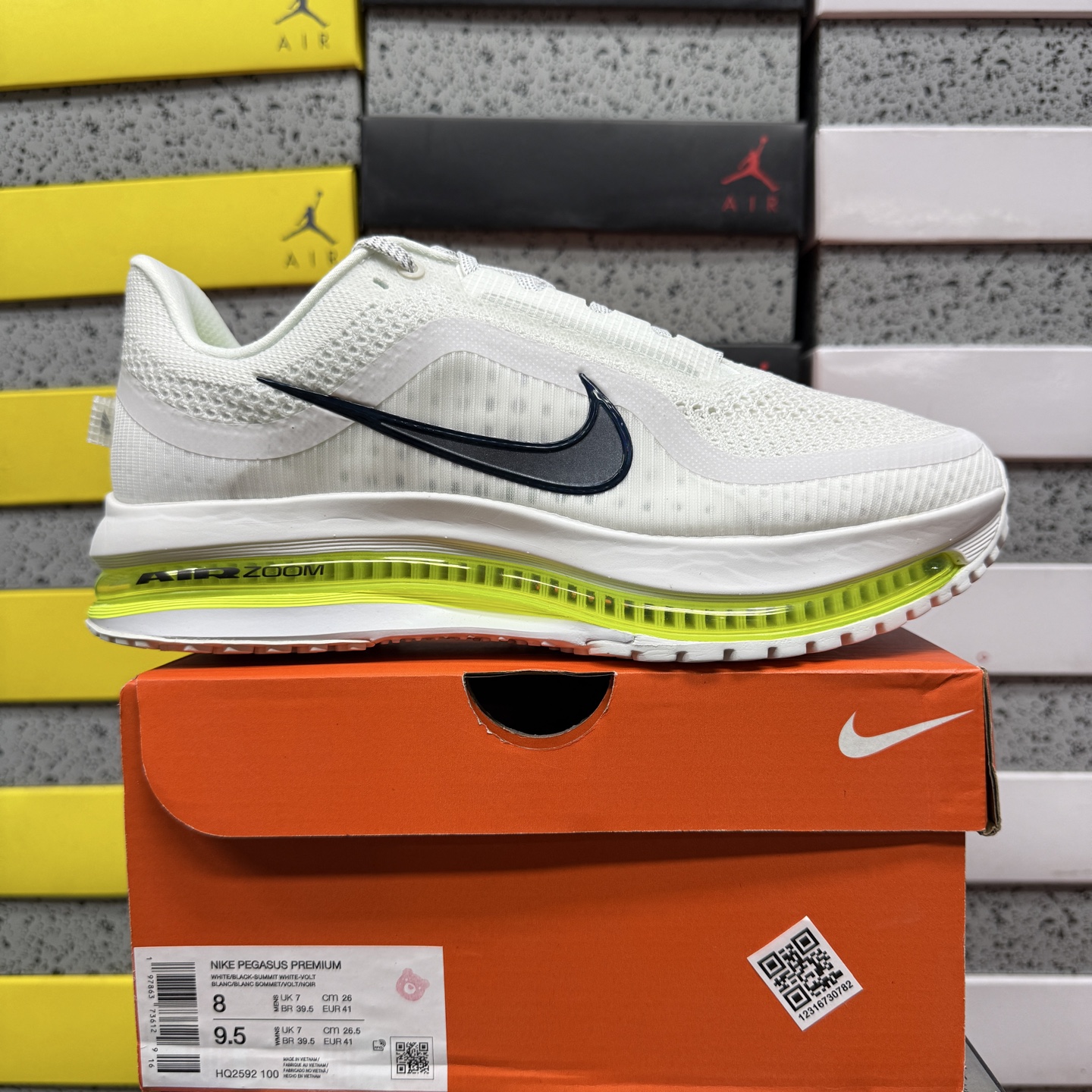 Nike Pegasus Premium HQ2592-100