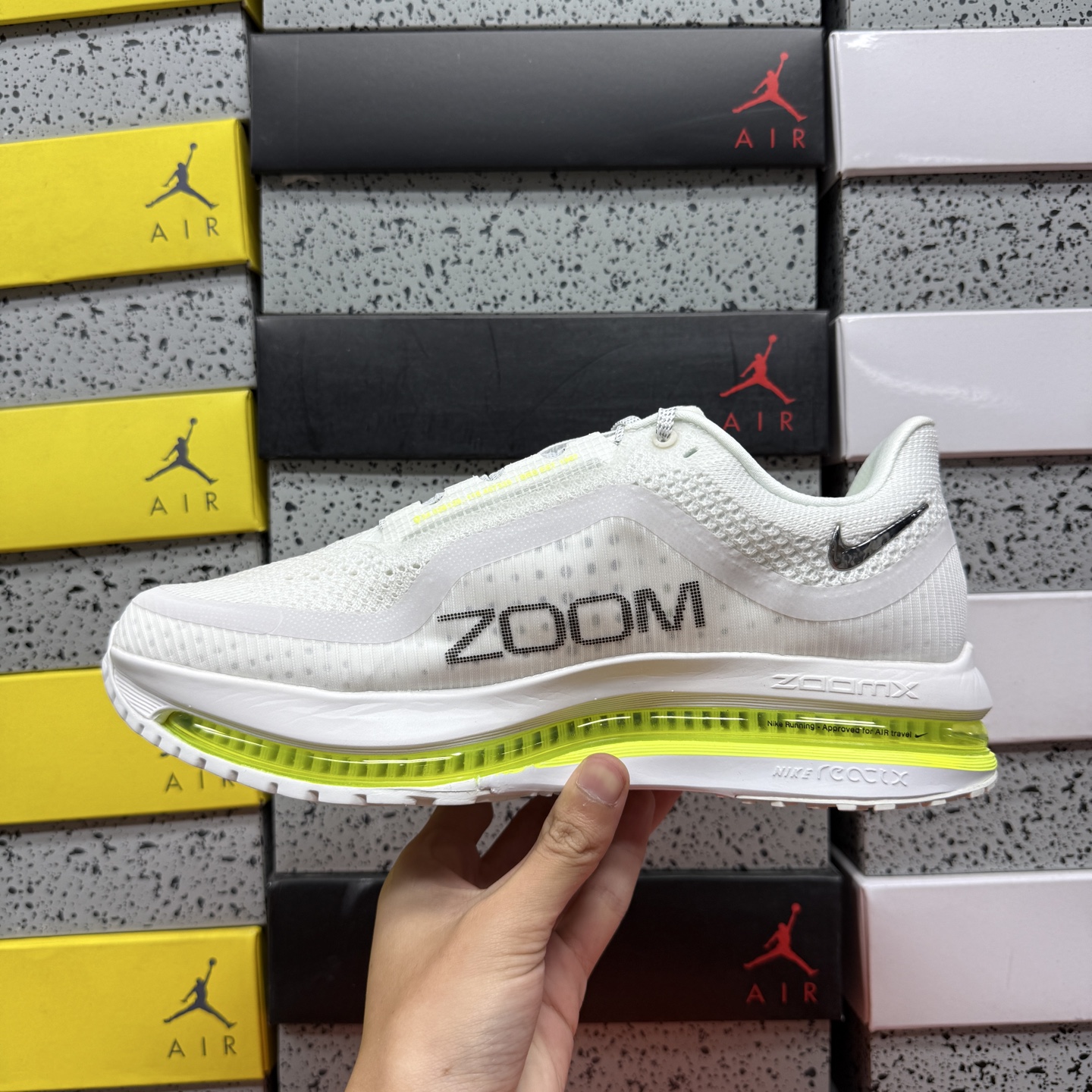 Nike Pegasus Premium HQ2592-100 2