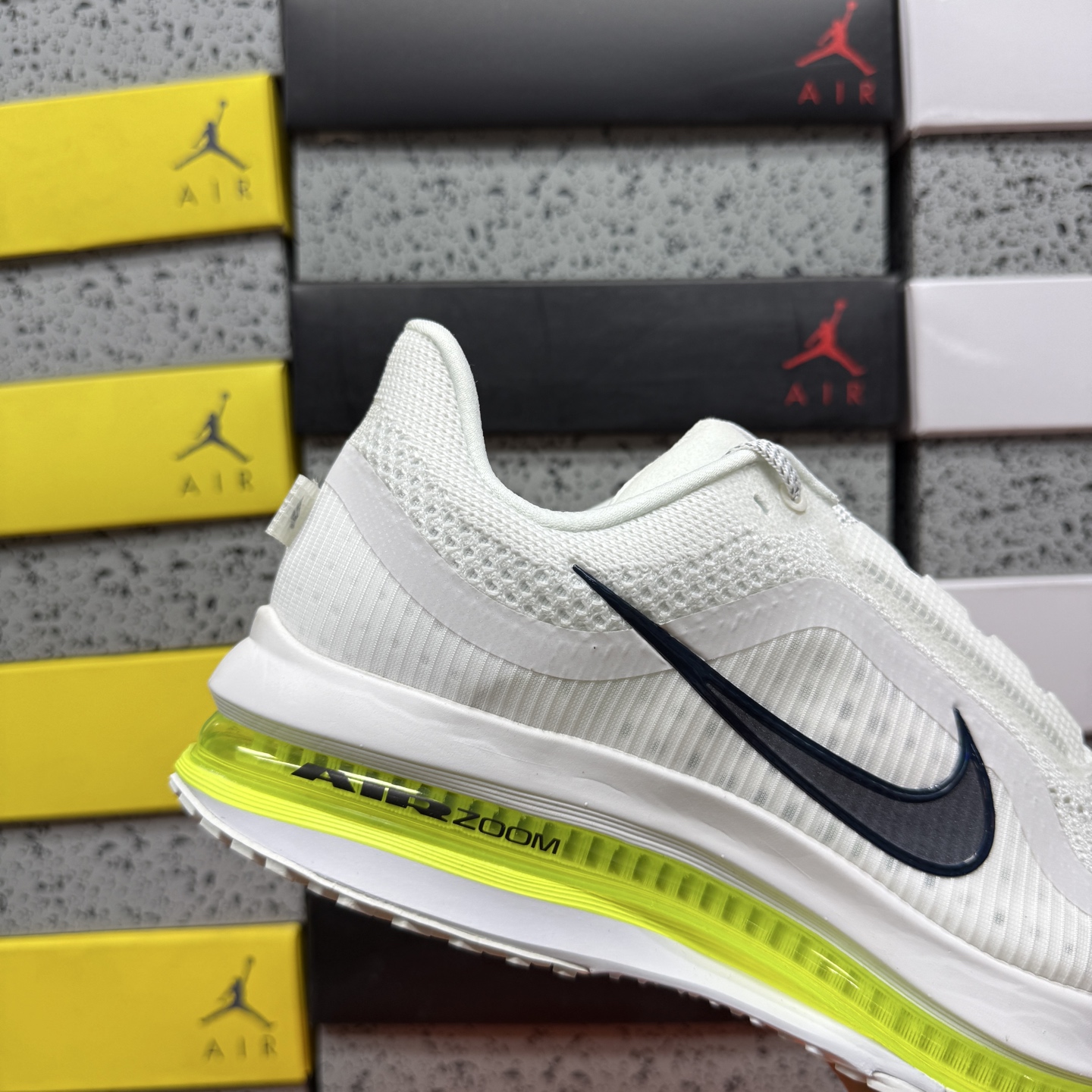 Nike Pegasus Premium HQ2592-100 4