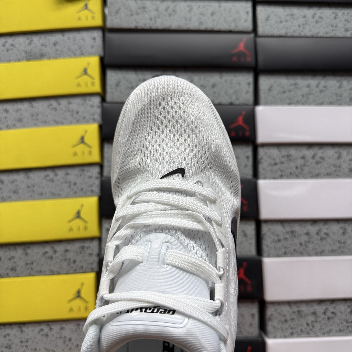 Nike ZOOM PEGASUS 42 1B1873-101 3