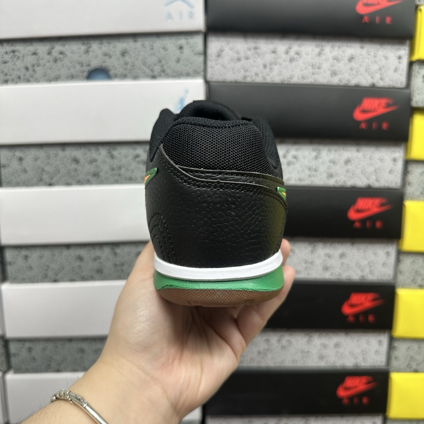 Nike GATO IB8519-001 2