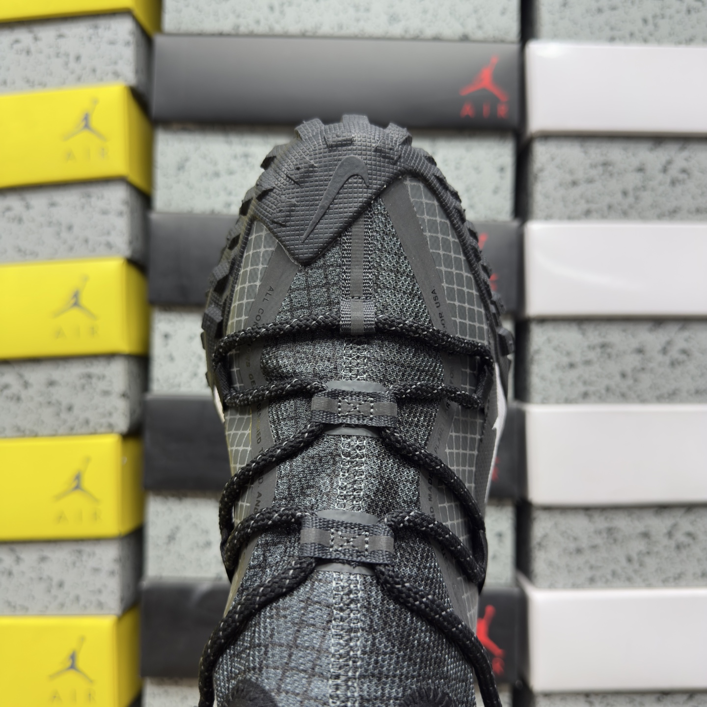 Nike ACG MOUNTAIN FLY GTX SE DD2861-010 3