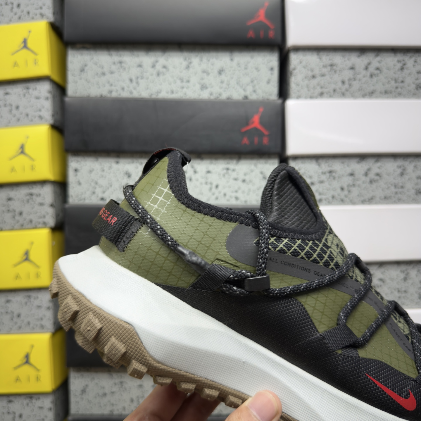 Nike ACG MOUNTAIN FLY GTX SE D09334-300 4