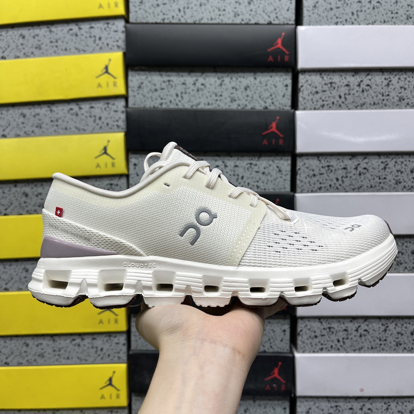 On Cloud X 4 3ME30074740