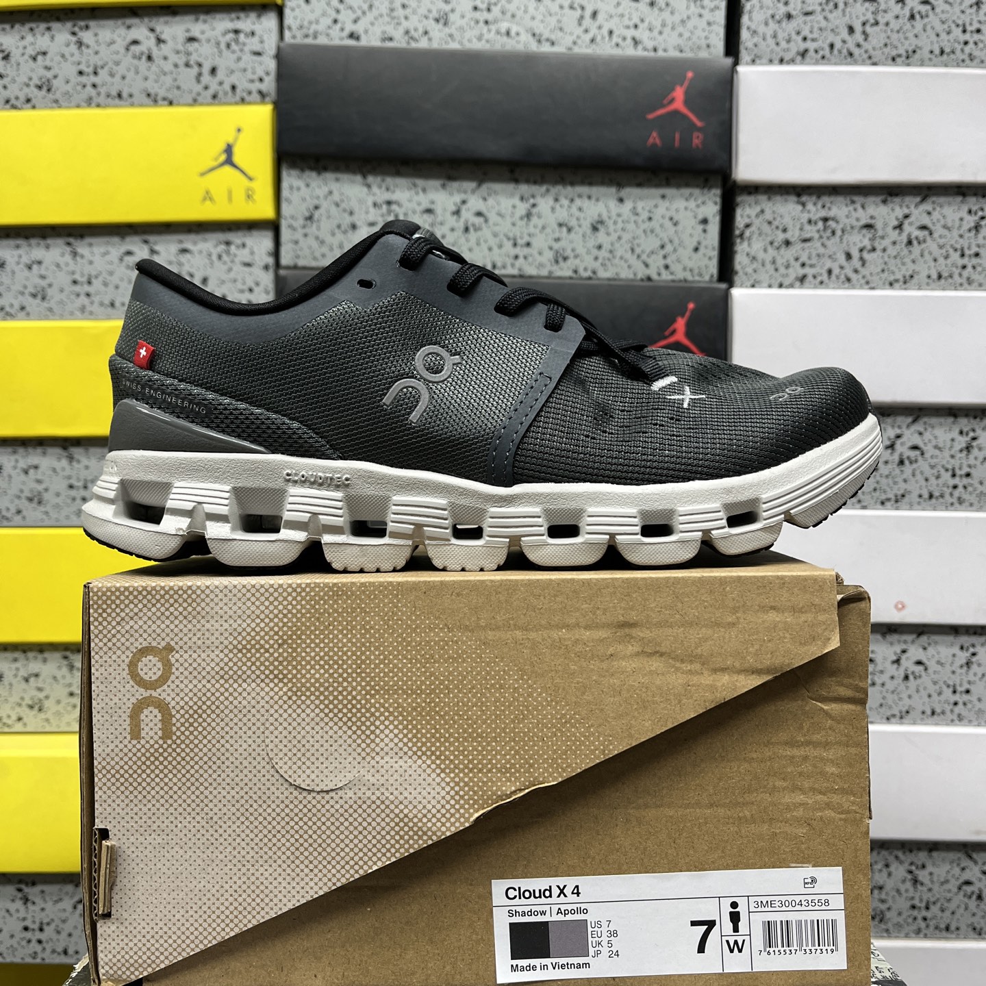 On Cloud X 4 3ME30043558