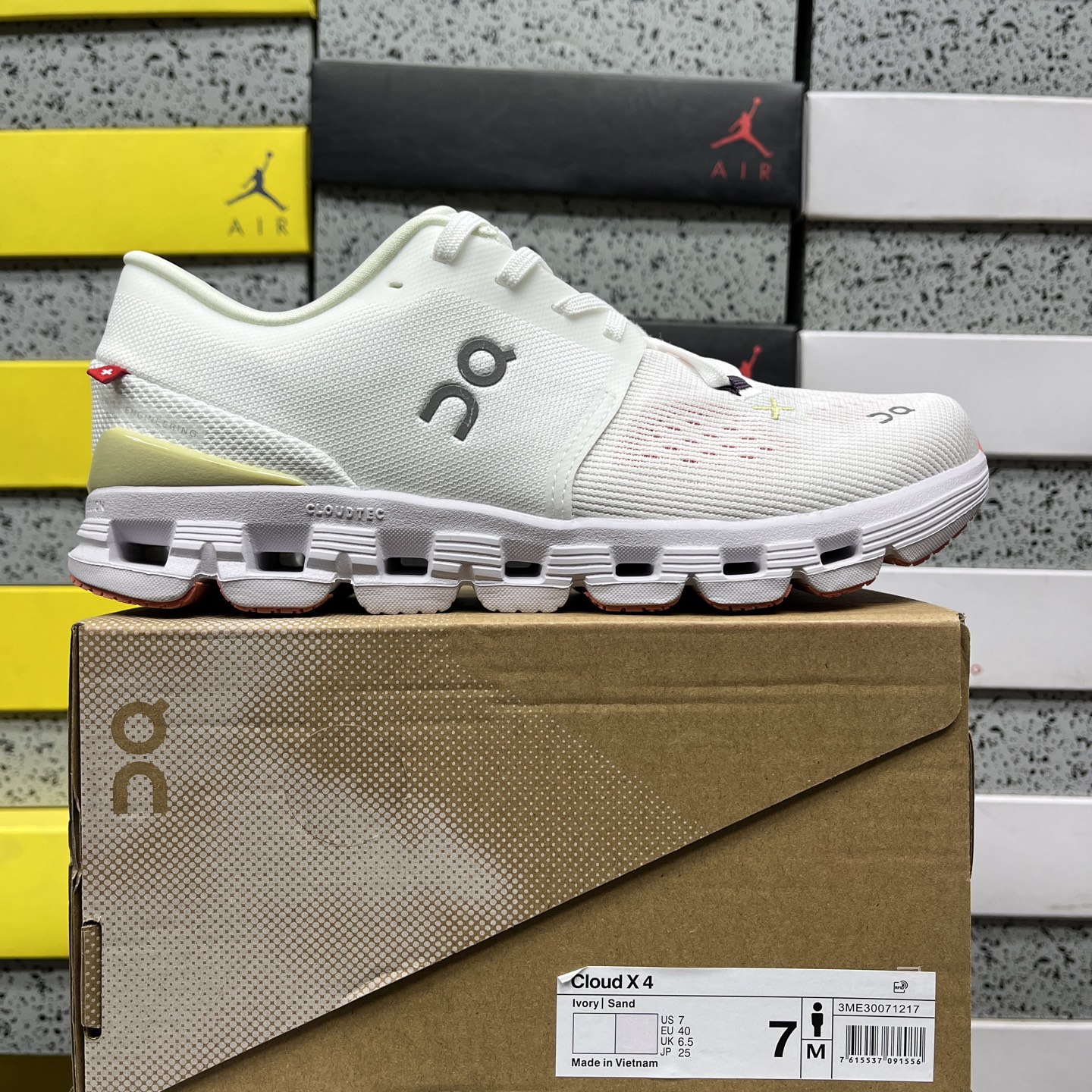 On Cloud X 4 3ME30071217