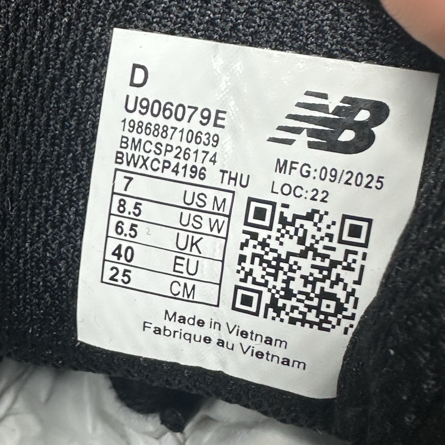 New Balance 9060 U906079E 3