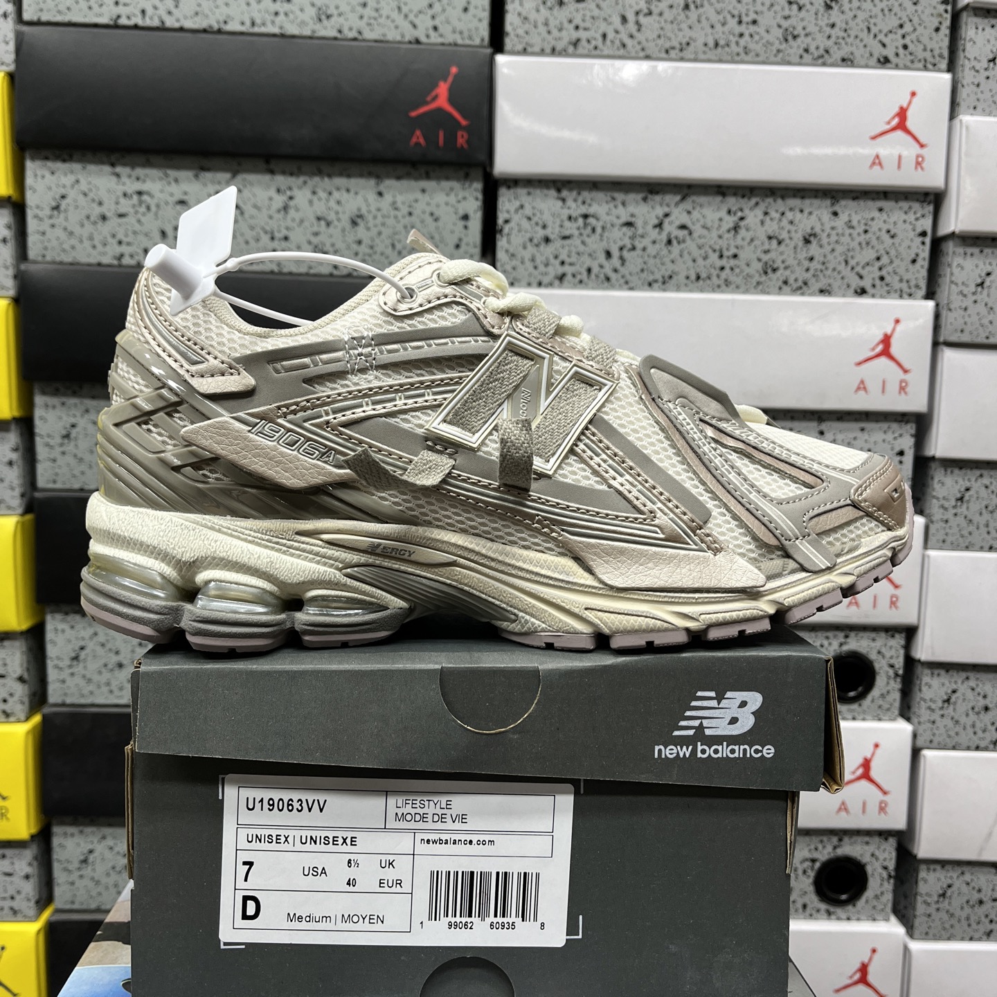 New Balance 1906A U19063VV